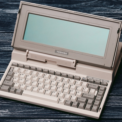 Toshiba T1000