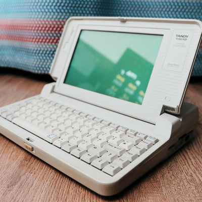 Tandy 1100 FD